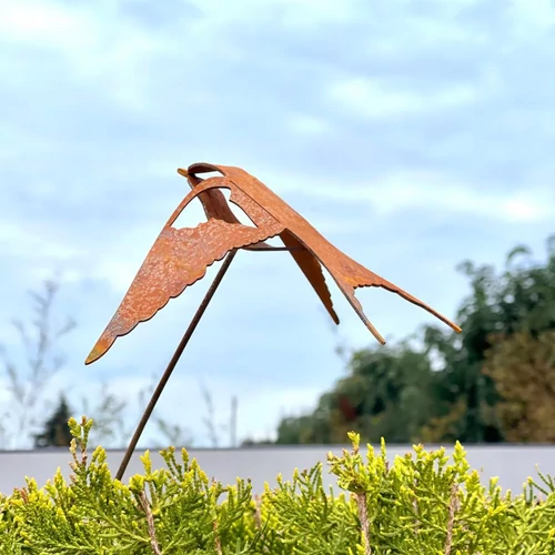 3D Fecske szobor (200cm)