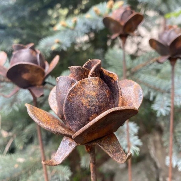 Csapadékmérő tartó - Rózsával